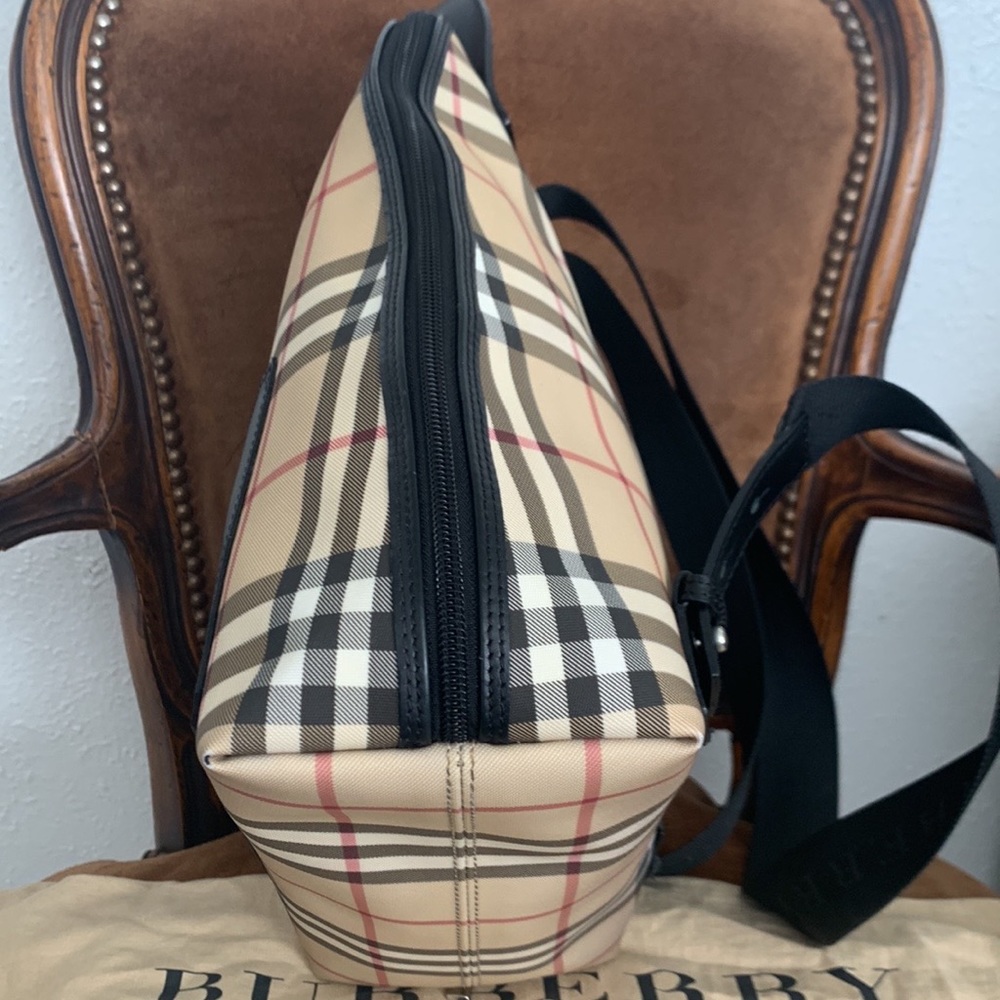 Vintage Burberry Backpack and wallet - Picture 7 of 11